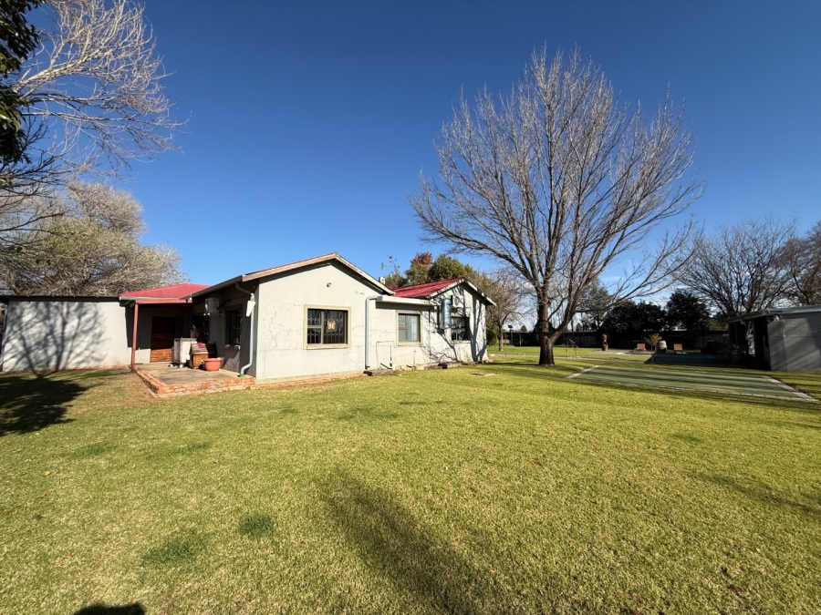 Commercial Property for Sale in Bloemdal Free State